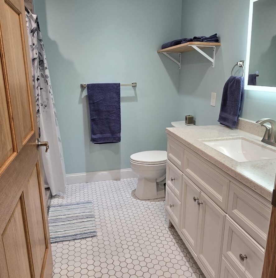 View from doorway into private restroom of Suite 2 at the London Guest House